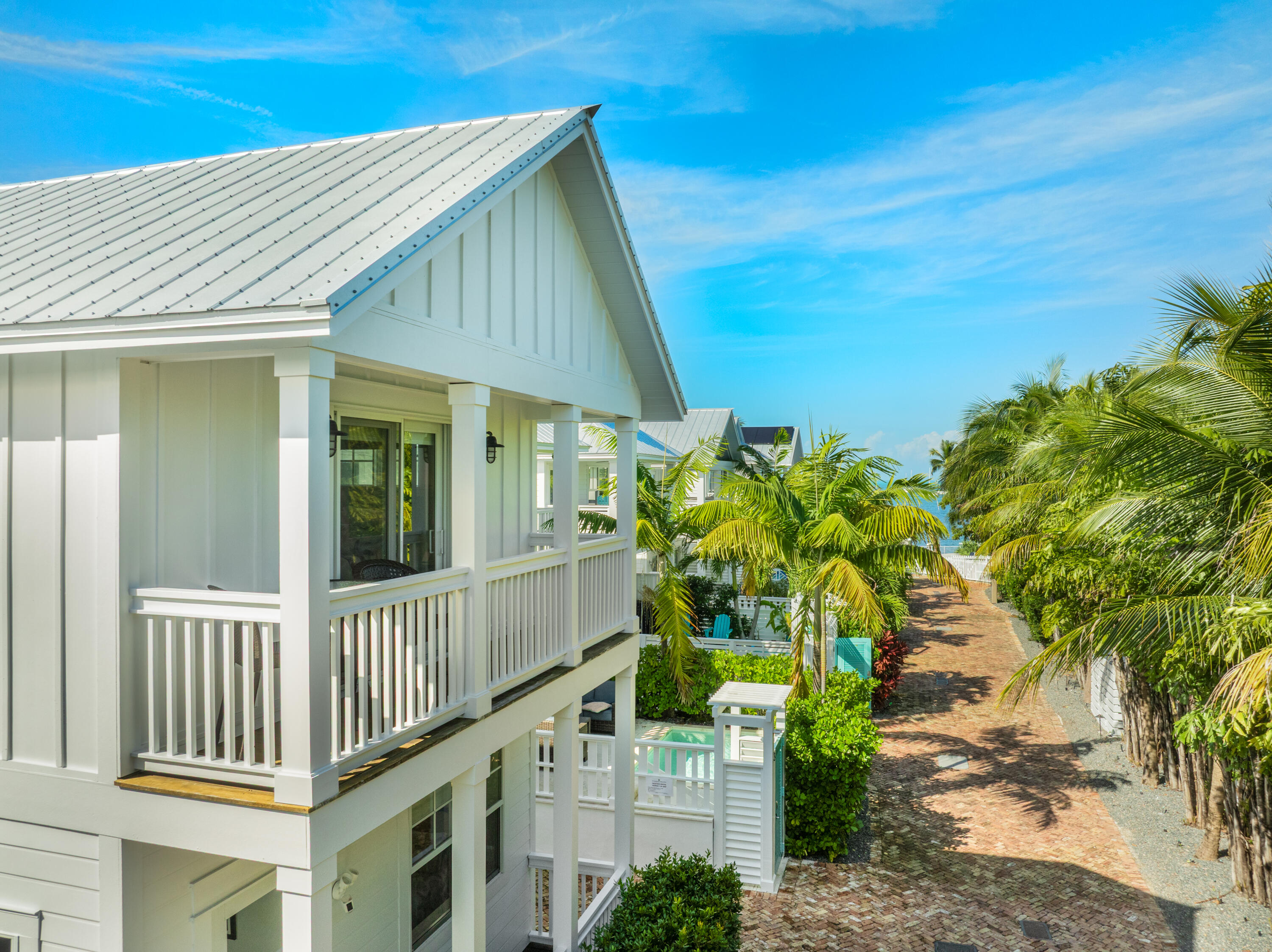 81906 Overseas Highway Unit: 2