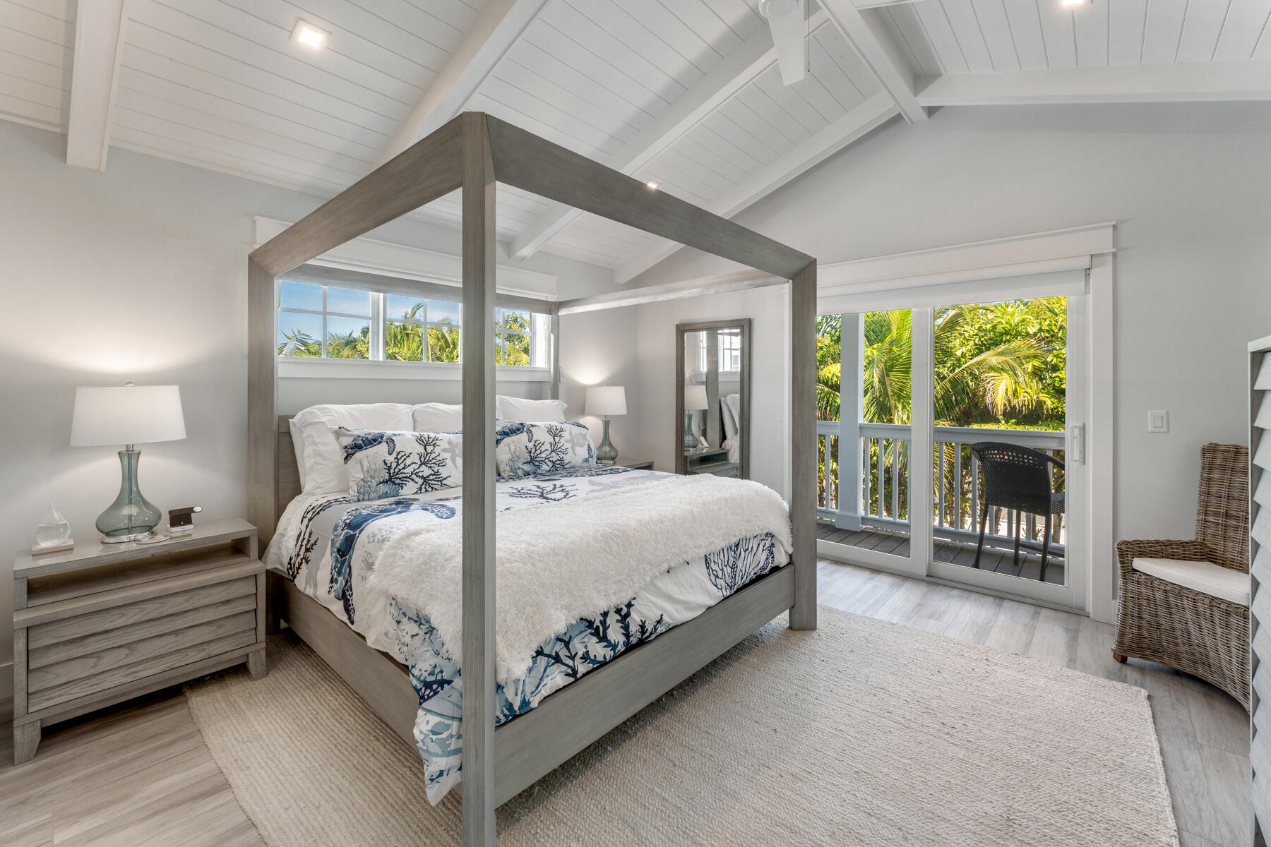 81906 Overseas Highway Unit: 2