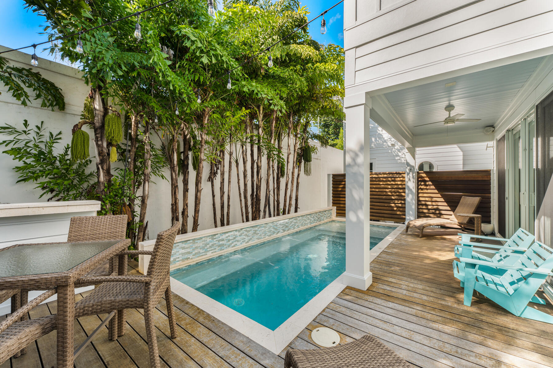 81906 Overseas Highway Unit: 2