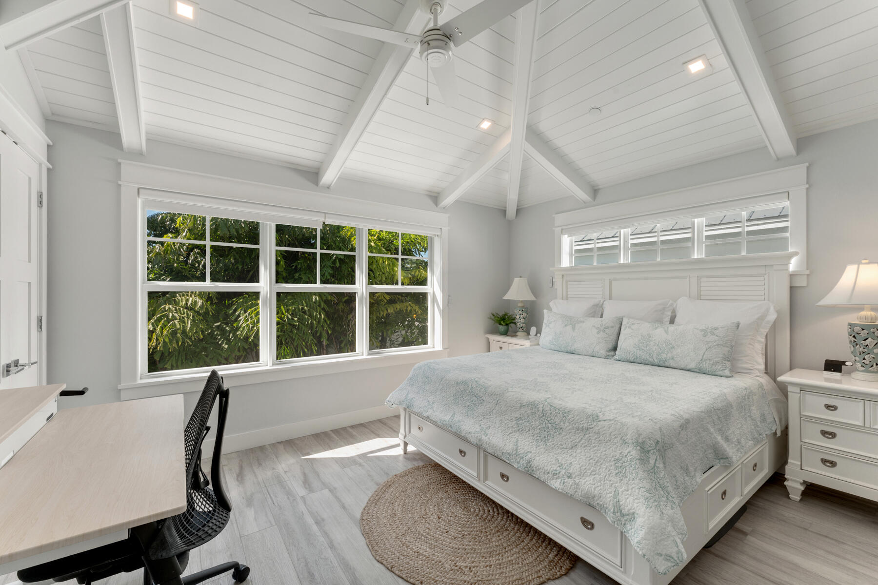 81906 Overseas Highway Unit: 2