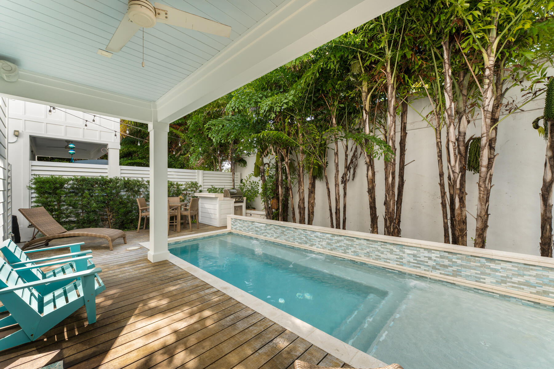 81906 Overseas Highway Unit: 2