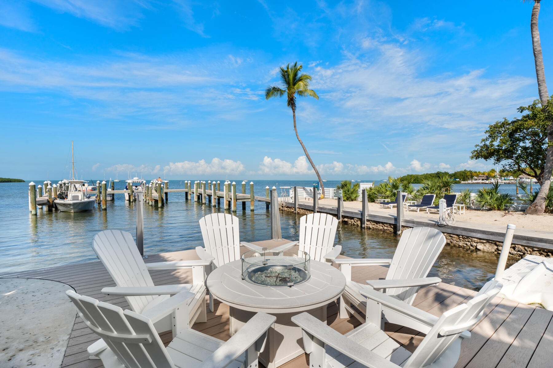 81906 Overseas Highway Unit: 2