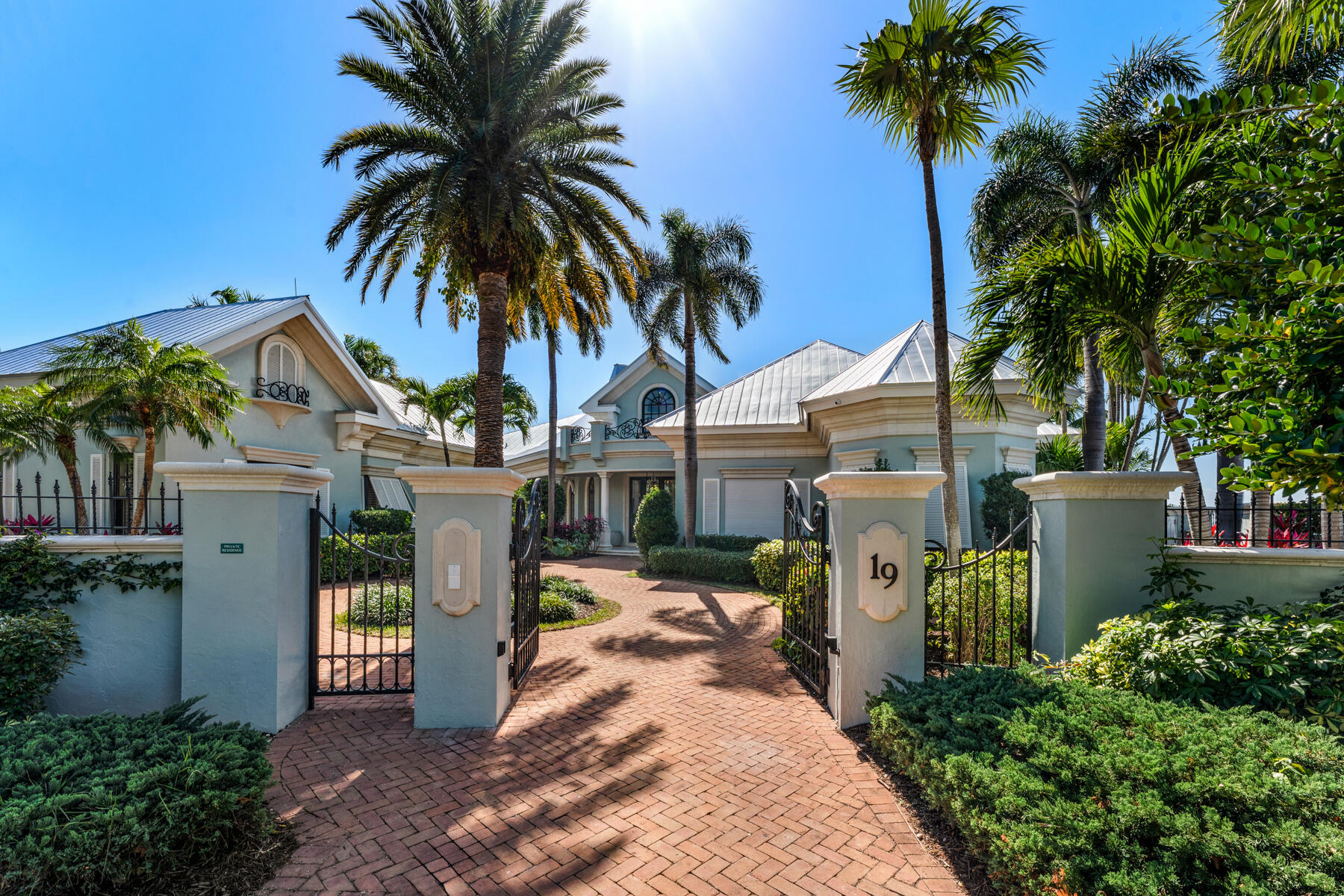 19 Sunset Key Drive