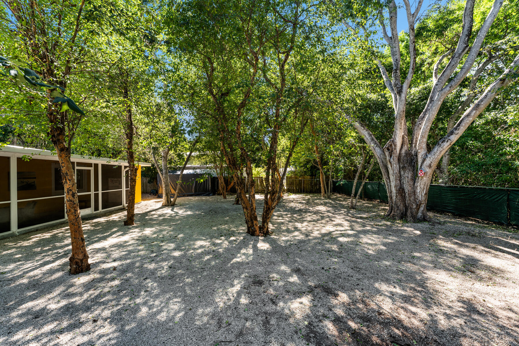 129 Artic Avenue
