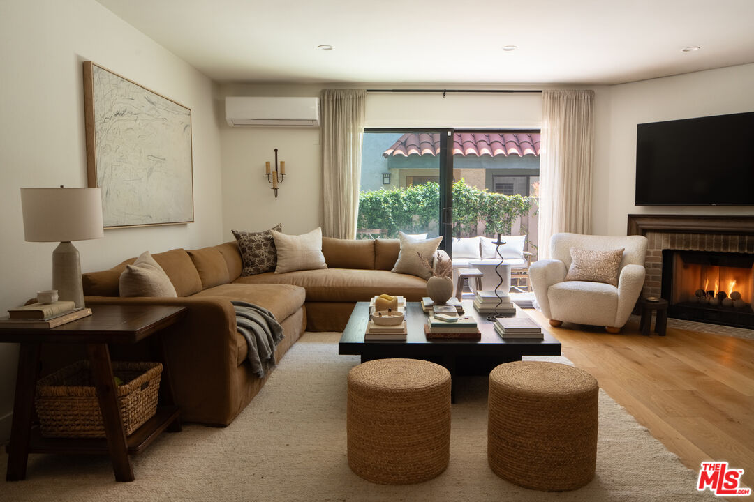 1234 12th St Unit: 5