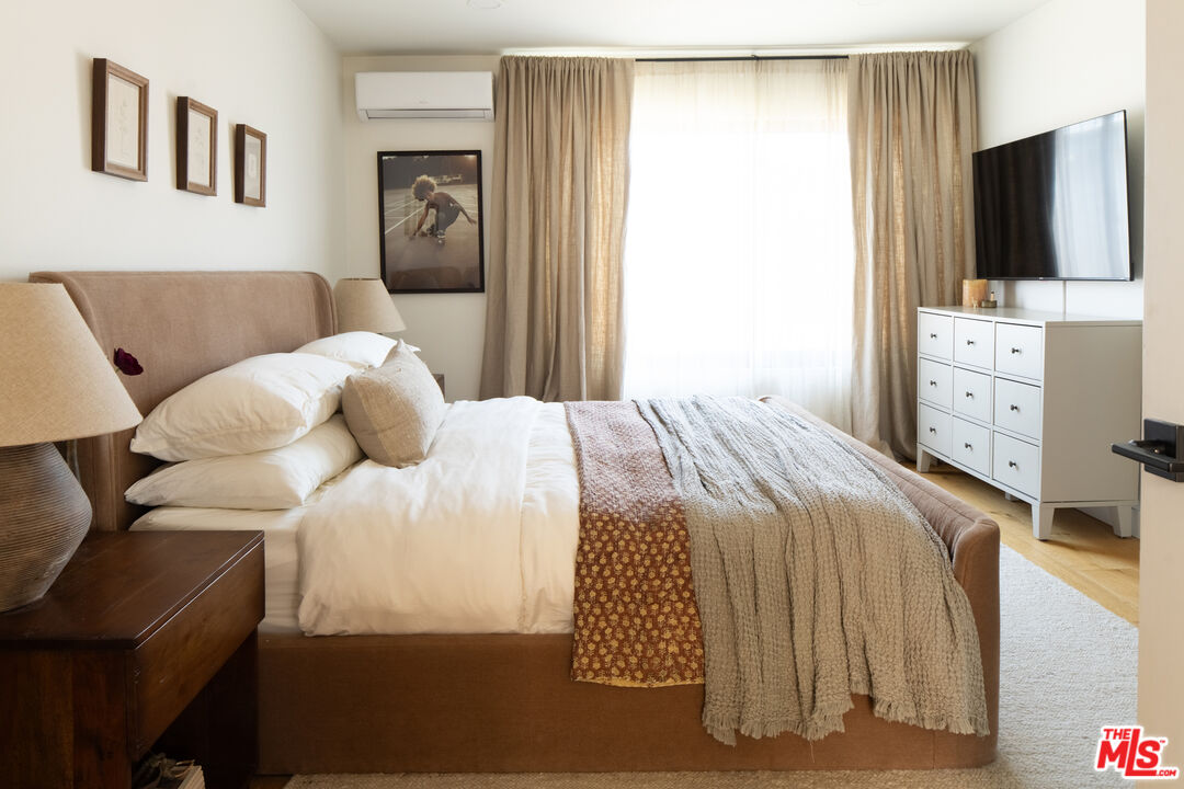 1234 12th St Unit: 5