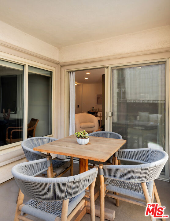 141 S Clark Dr Unit: 216