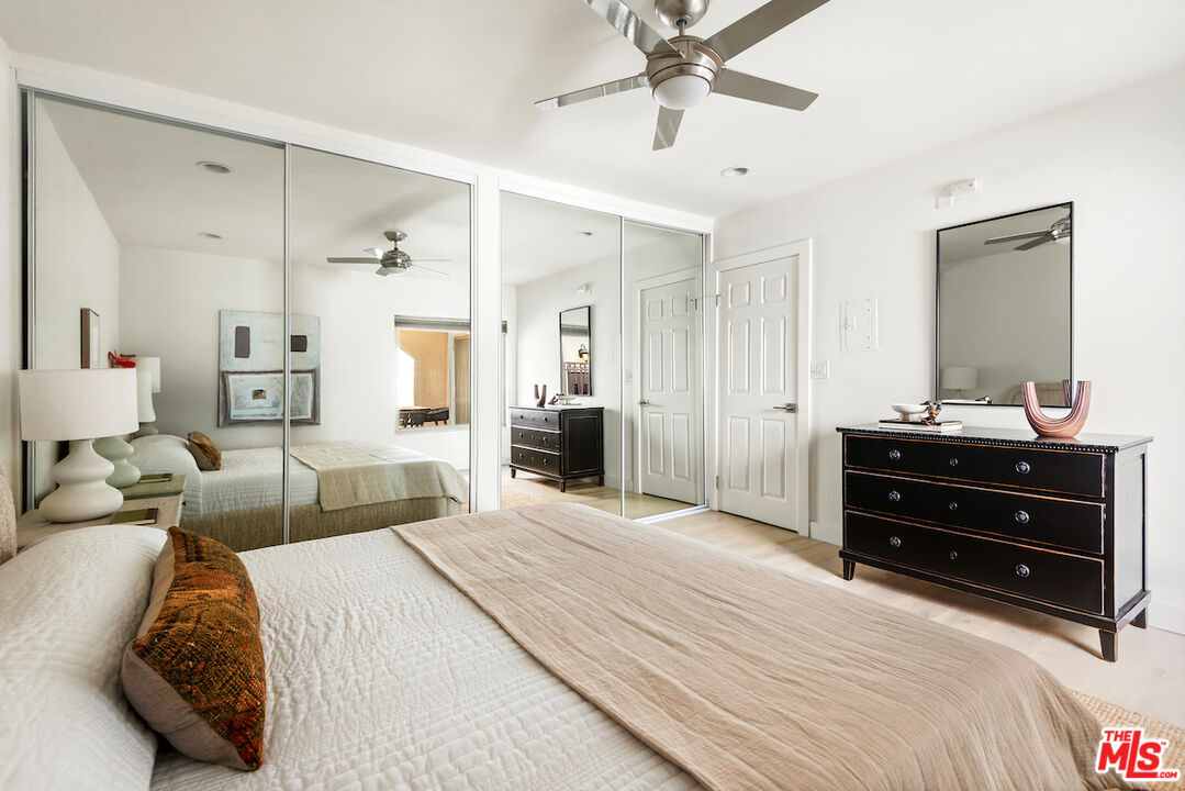 141 S Clark Dr Unit: 216