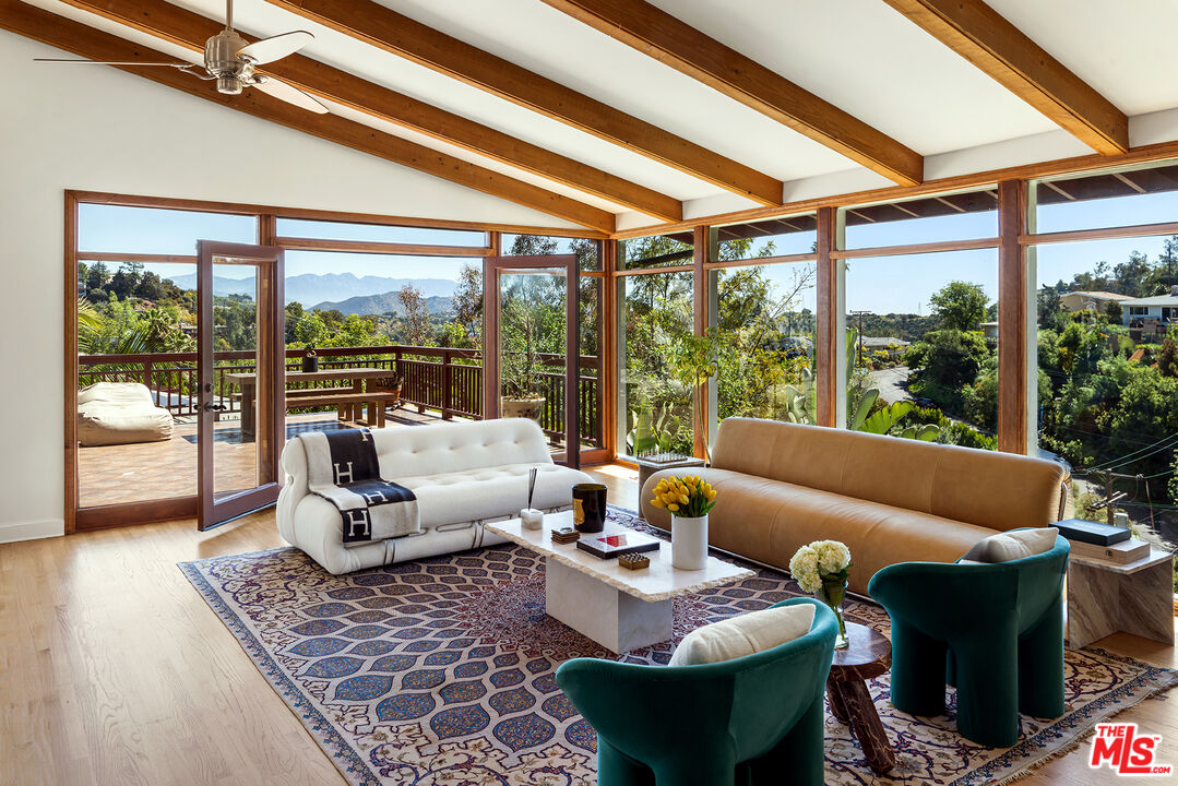 2251 Sunset Heights Dr