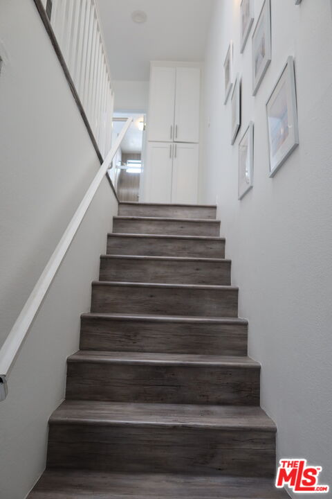 944 Palm Ave Unit: 2