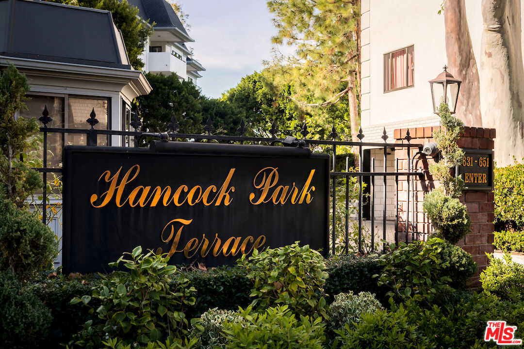 651 Wilcox Ave Unit: 3C