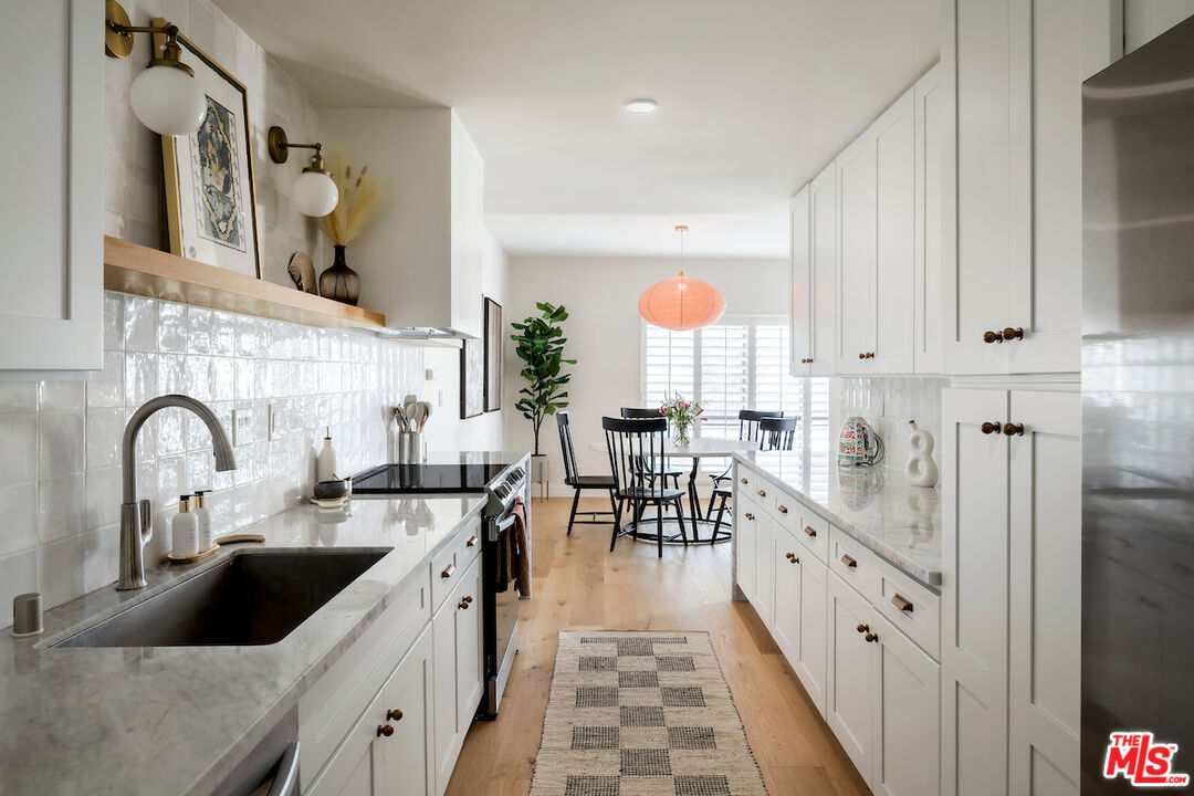 651 Wilcox Ave Unit: 3C