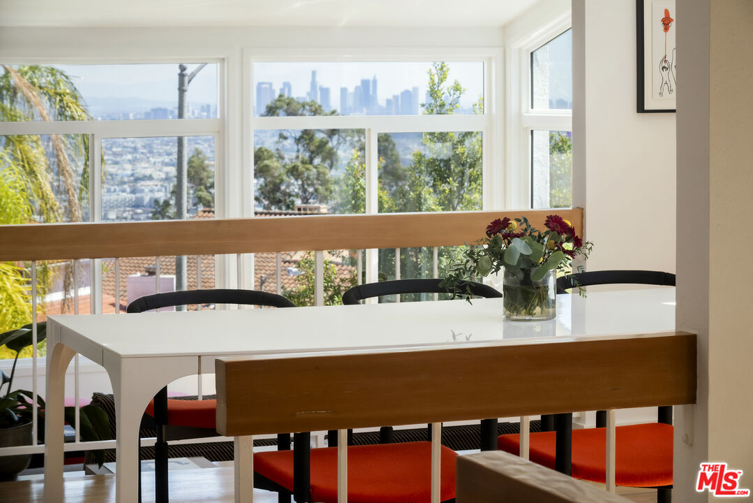 1926 N Crescent Heights Blvd