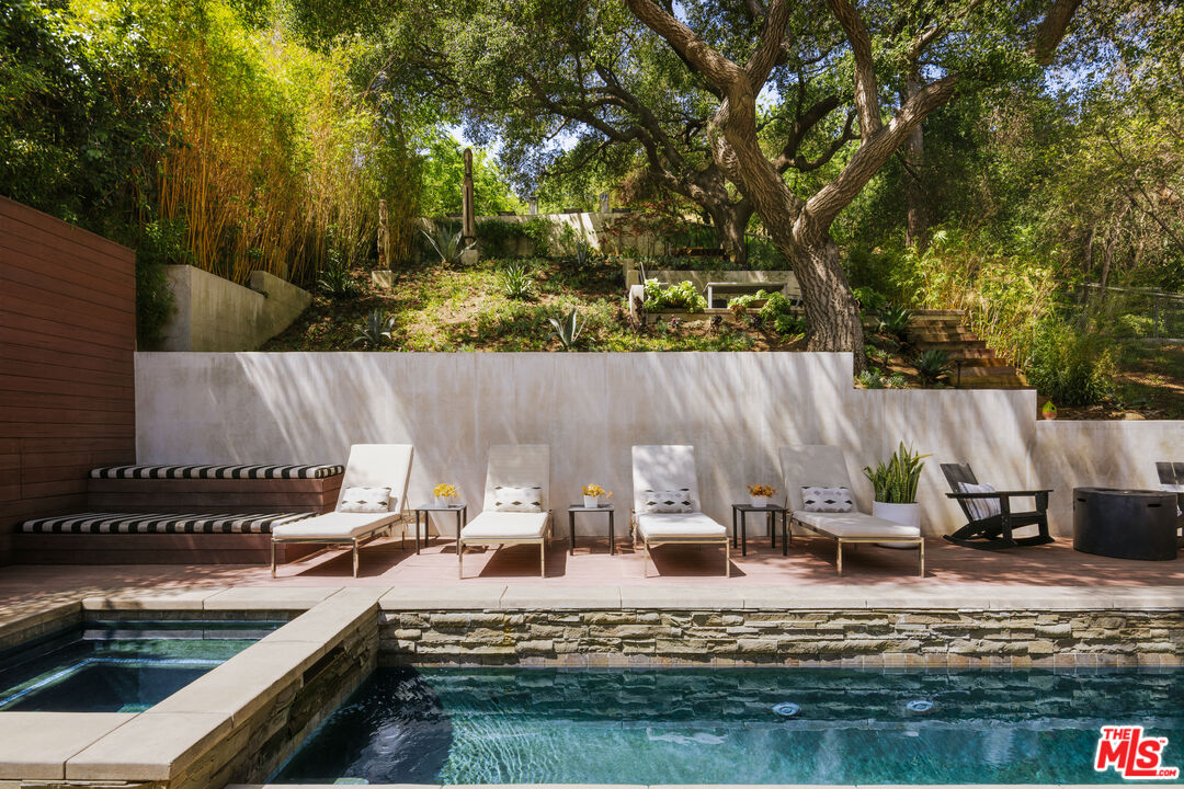 2169 Stanley Hills Dr