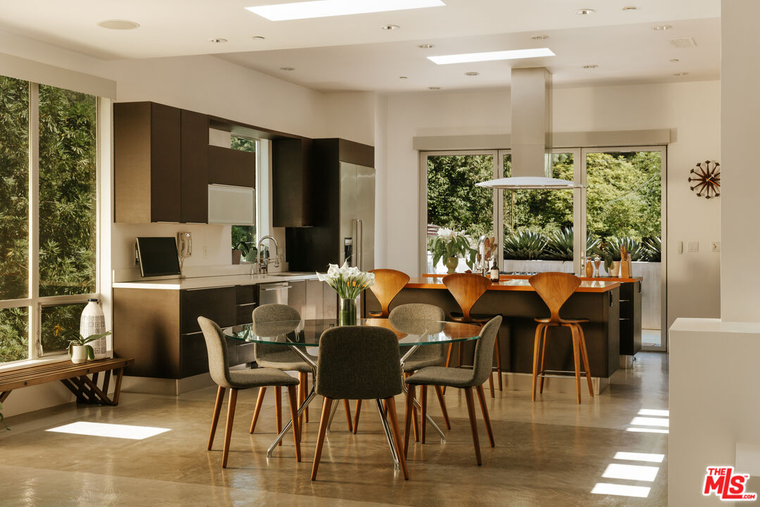 2169 Stanley Hills Dr