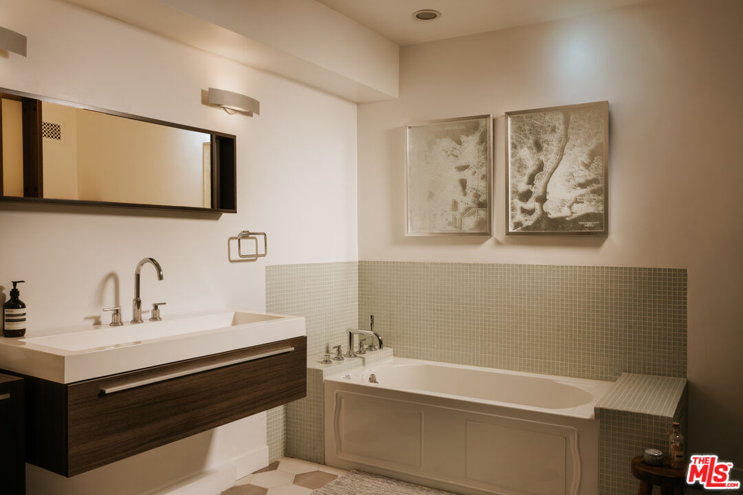 2169 Stanley Hills Dr