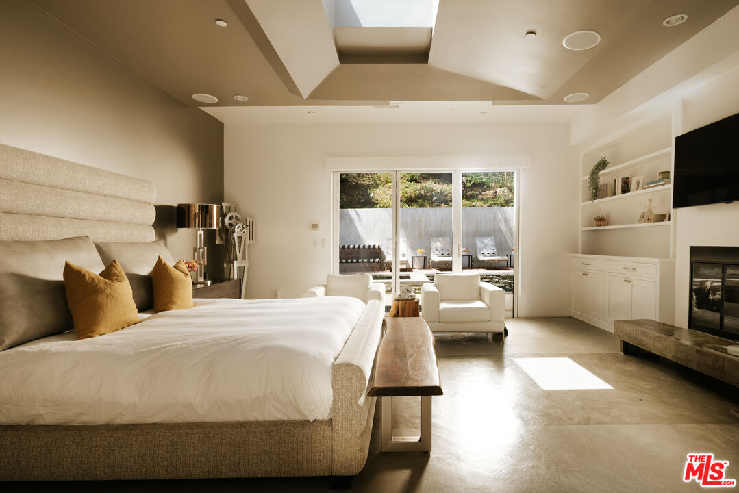 2169 Stanley Hills Dr