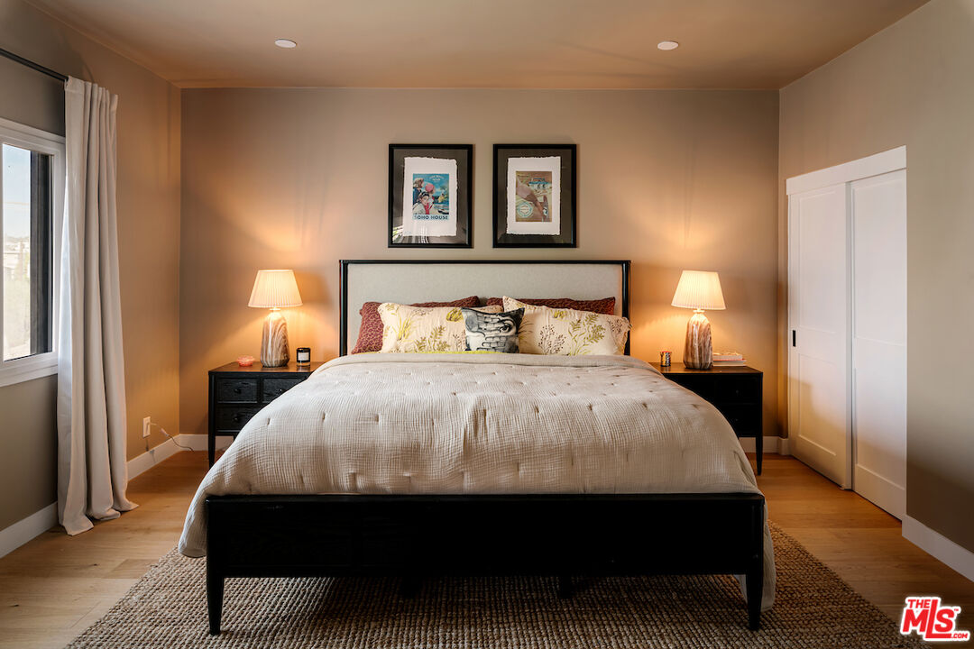 651 Wilcox Ave Unit: 3C