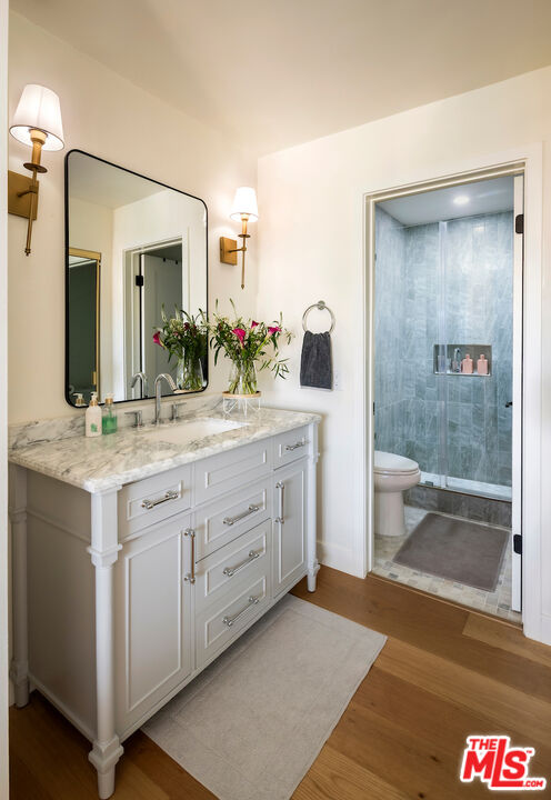 651 Wilcox Ave Unit: 3C