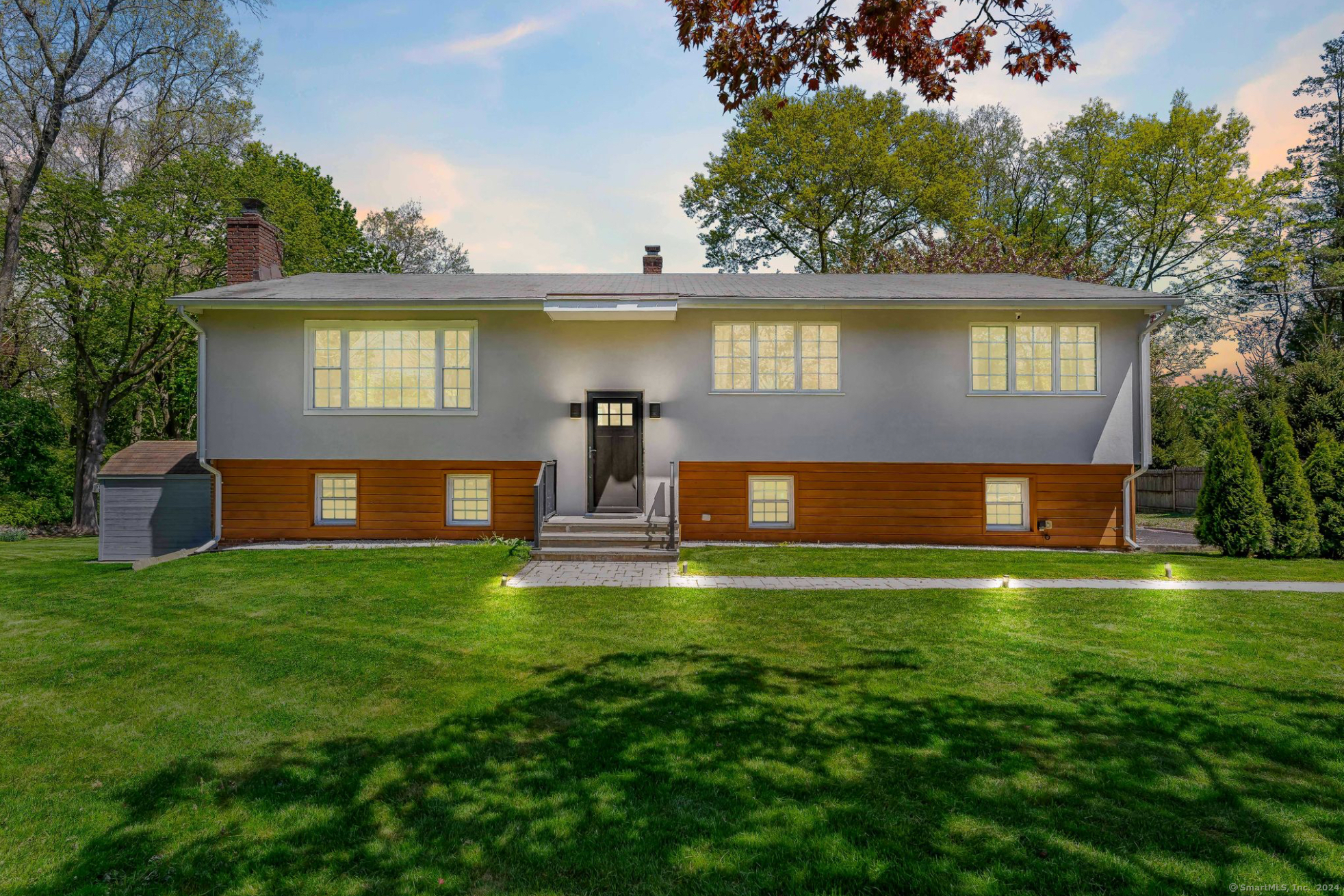 11 Skytop Drive