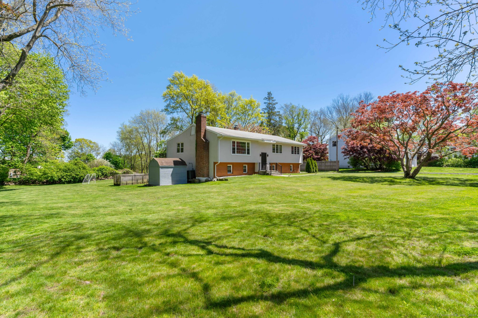 11 Skytop Drive