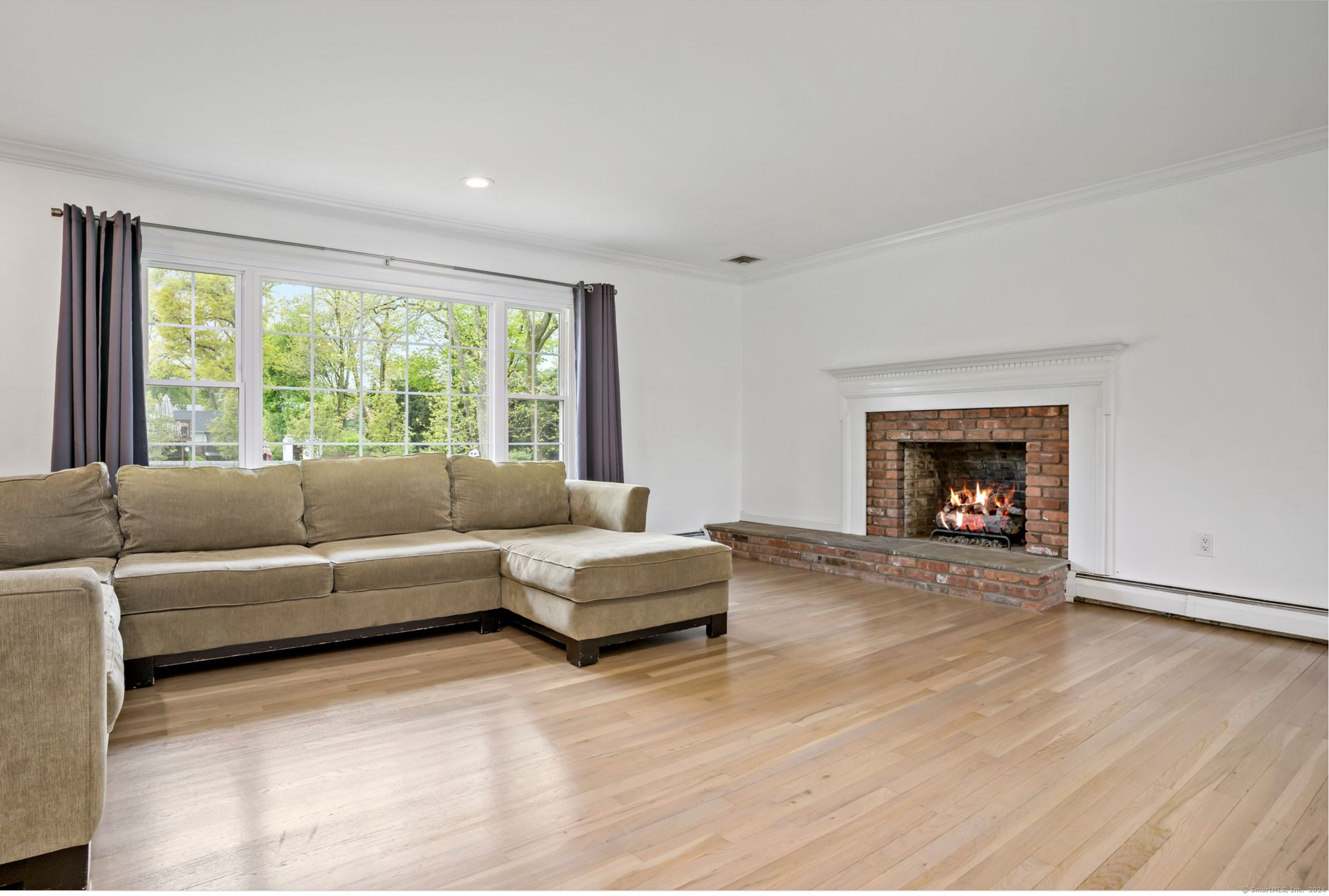 11 Skytop Drive