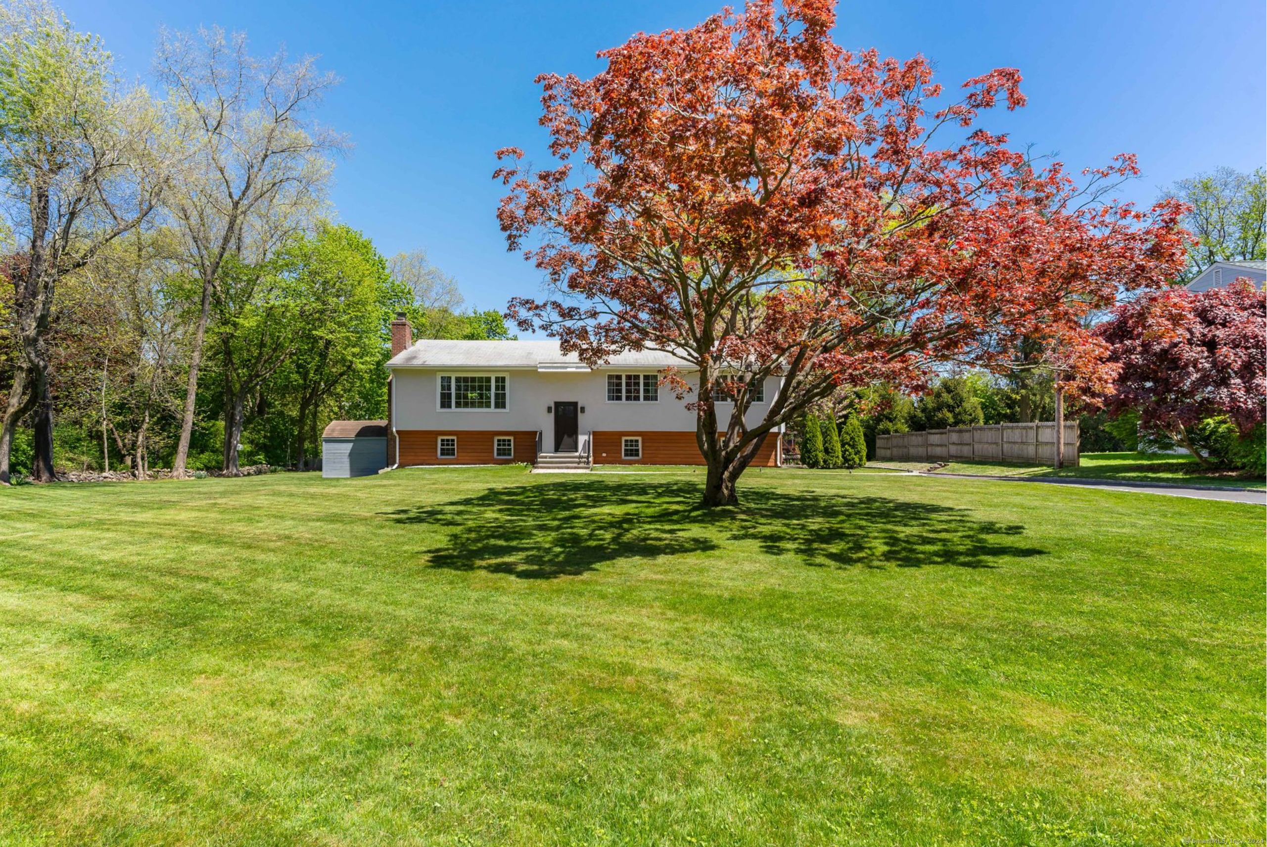 11 Skytop Drive