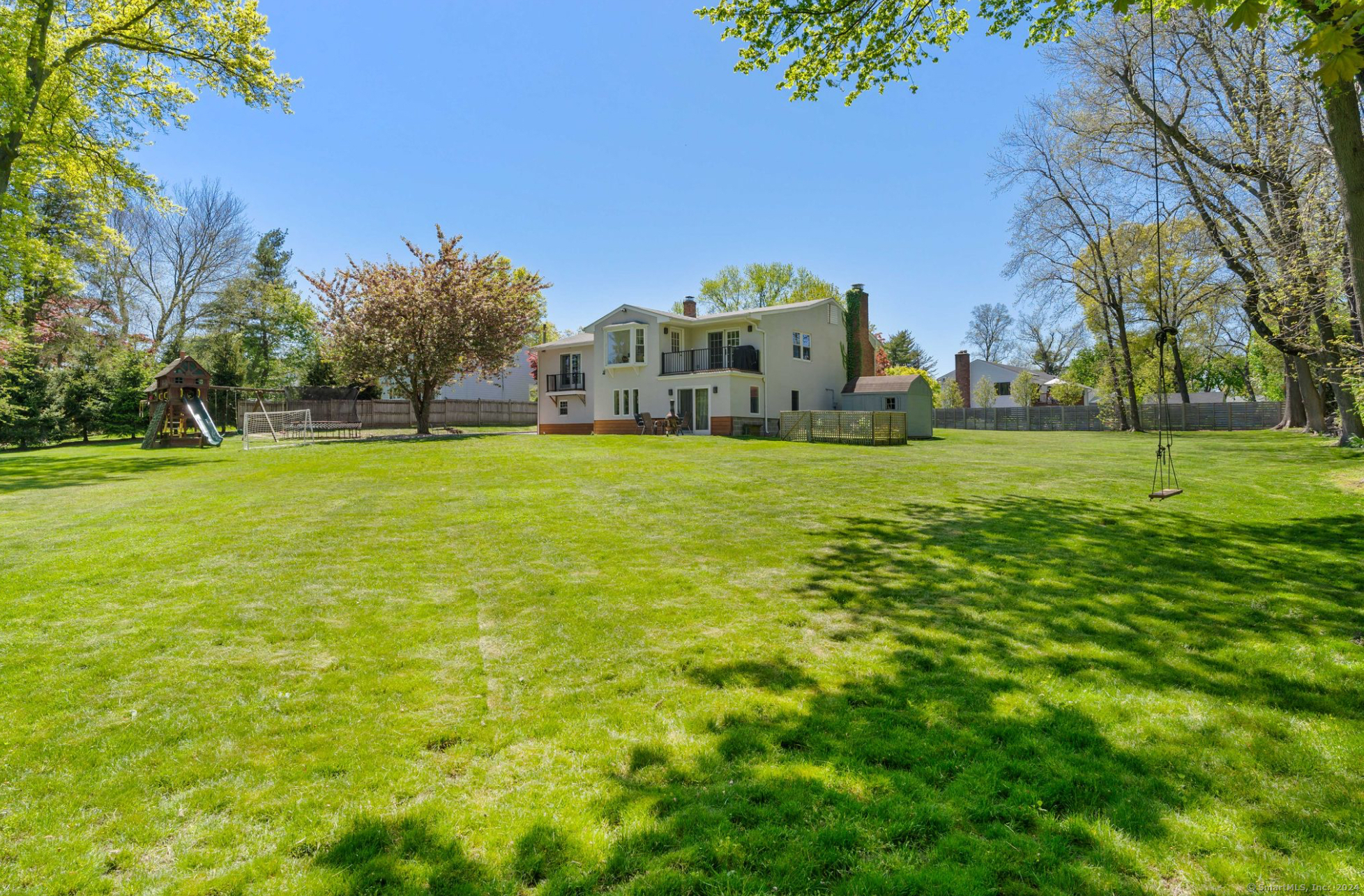 11 Skytop Drive