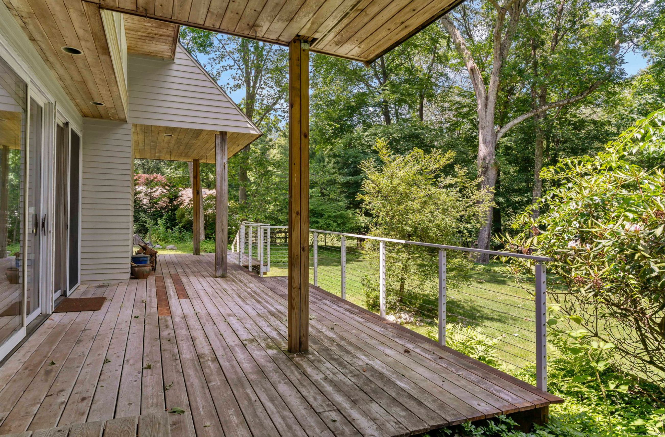 238 Newtown Turnpike