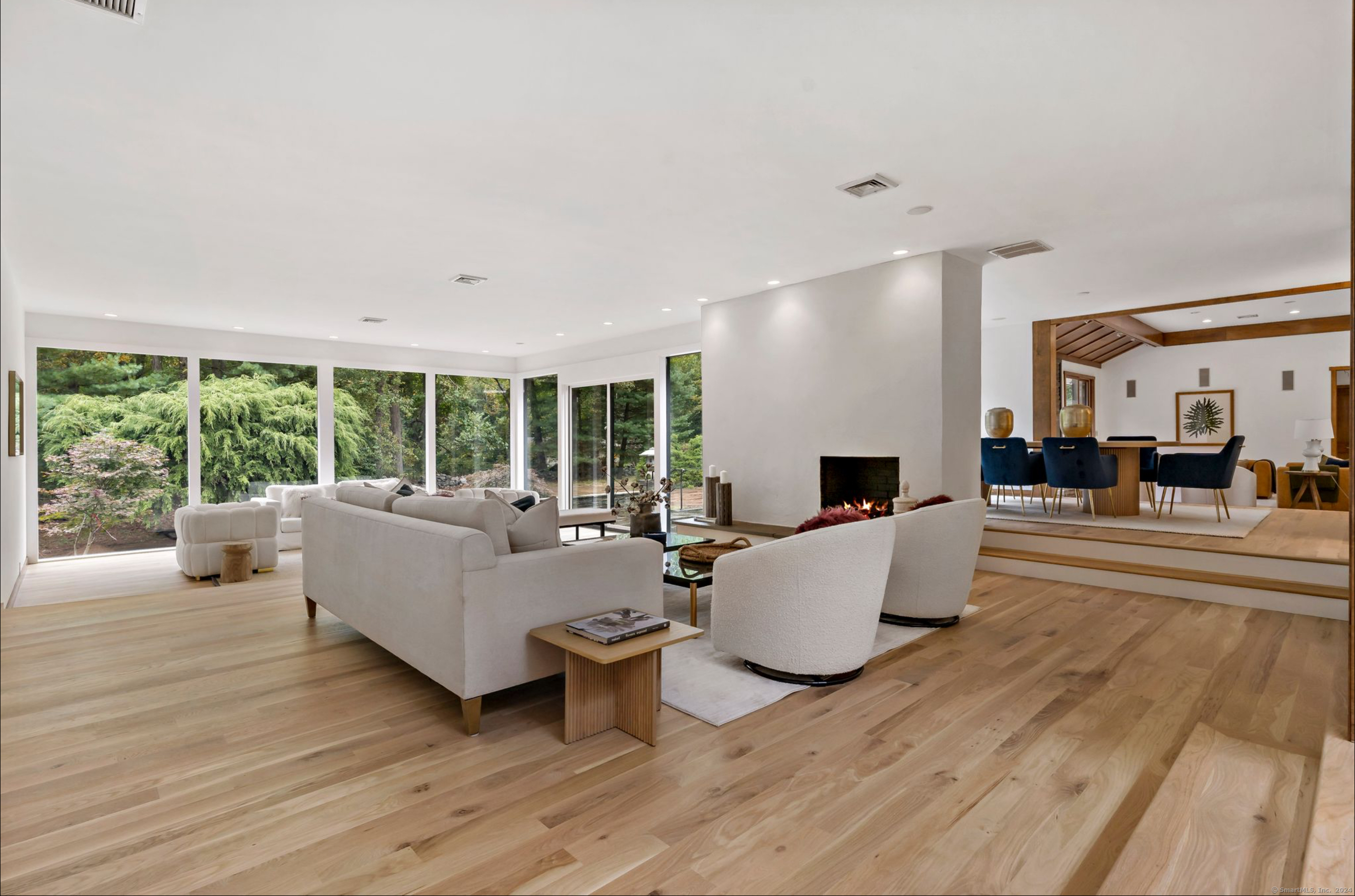 6 Singing Woods Road