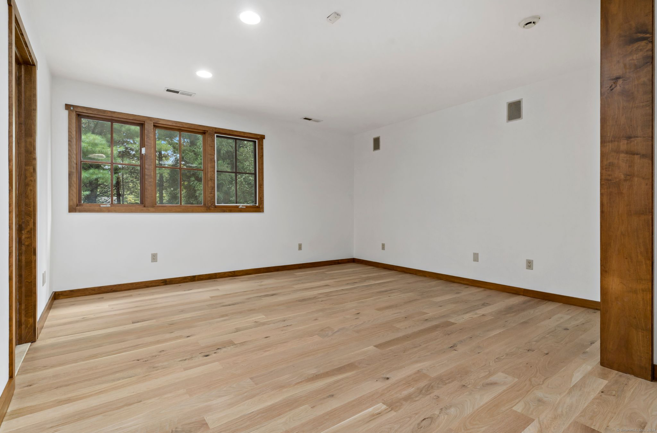 6 Singing Woods Road