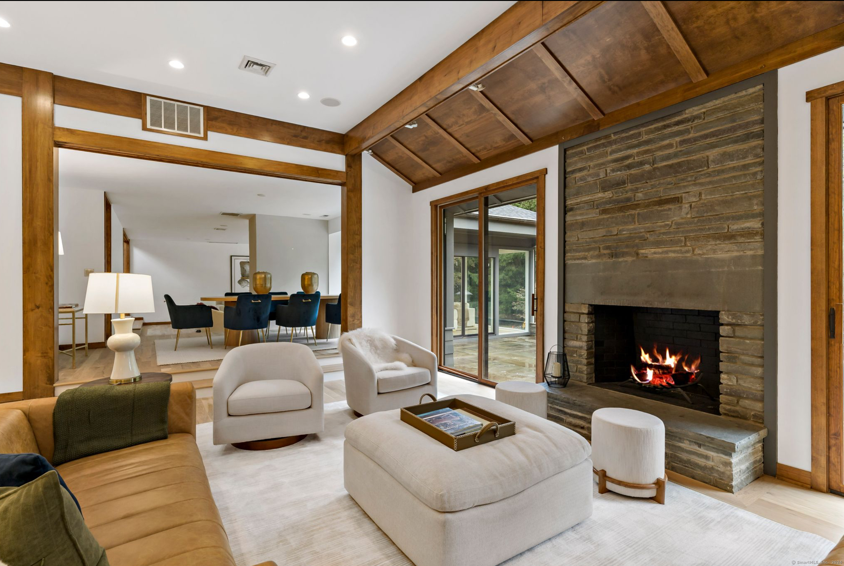 6 Singing Woods Road