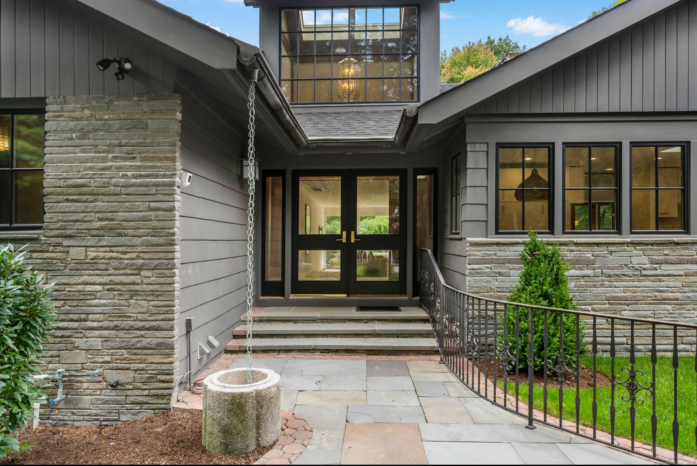 6 Singing Woods Road