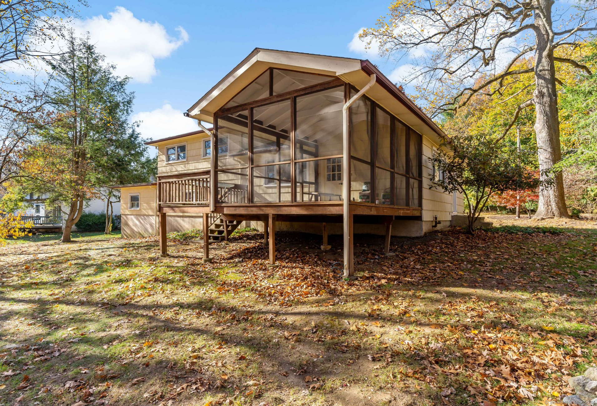 24 Algonquin Road