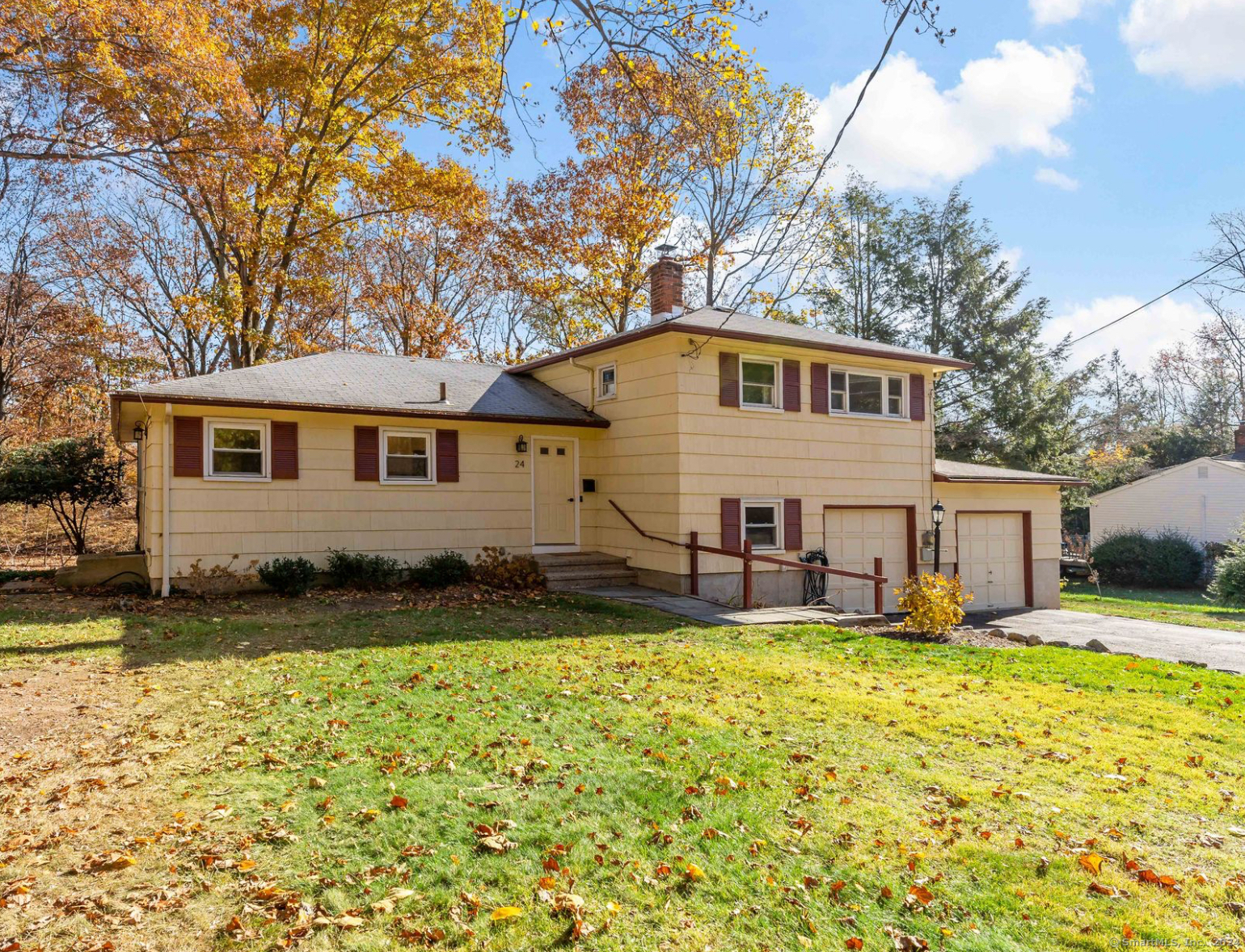 24 Algonquin Road
