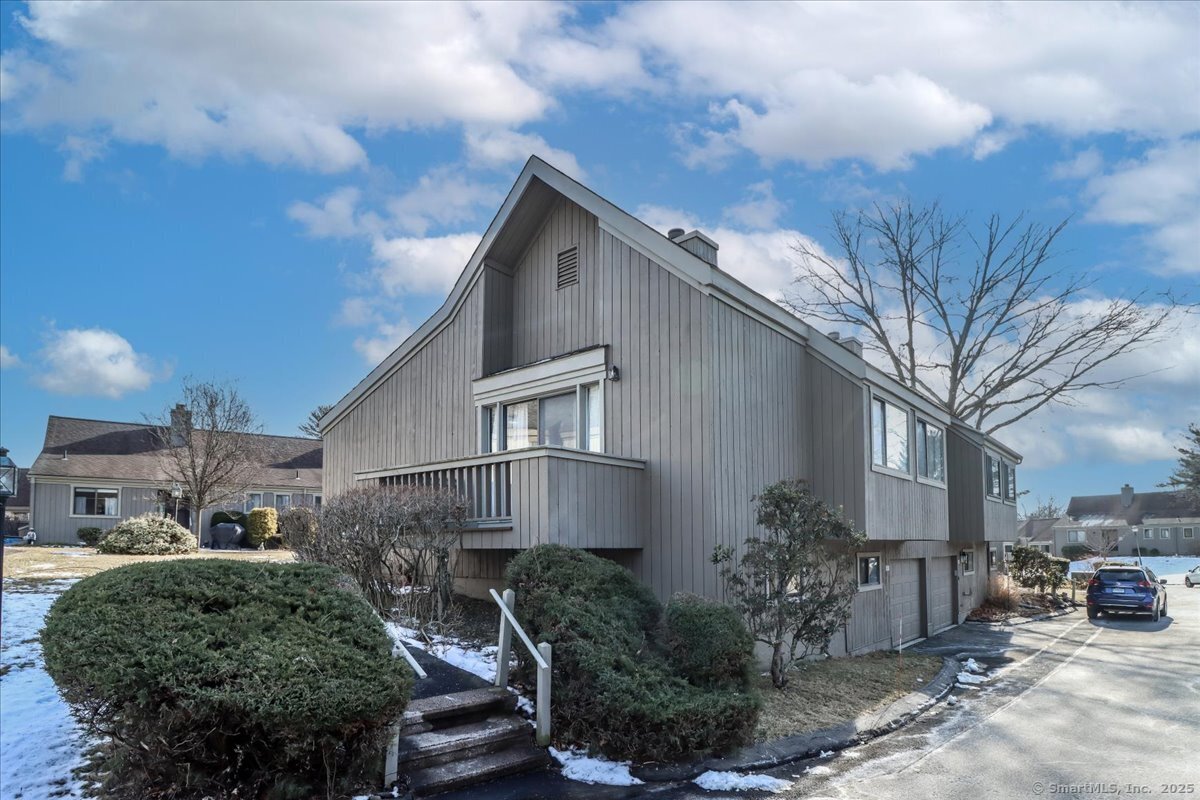 156 Apache Lane A