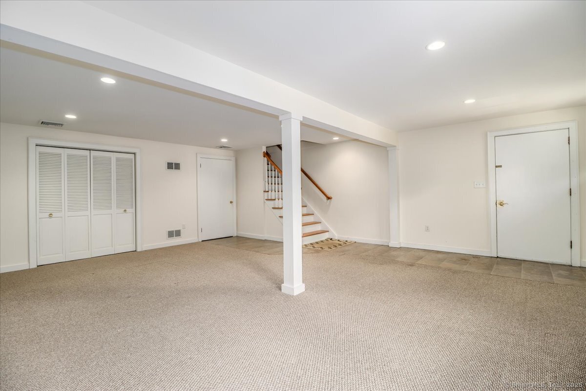 156 Apache Lane A