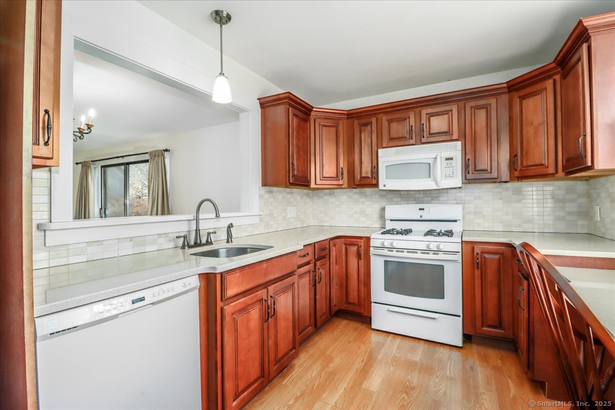 156 Apache Lane A