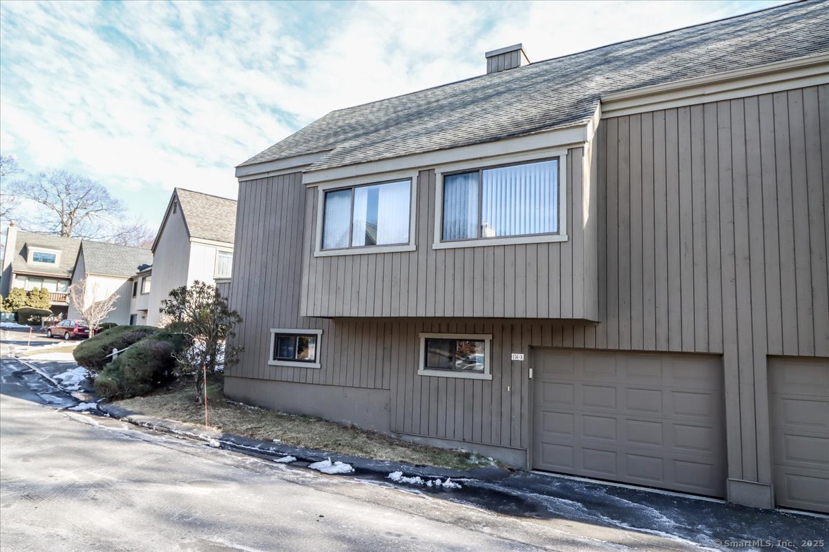 156 Apache Lane A