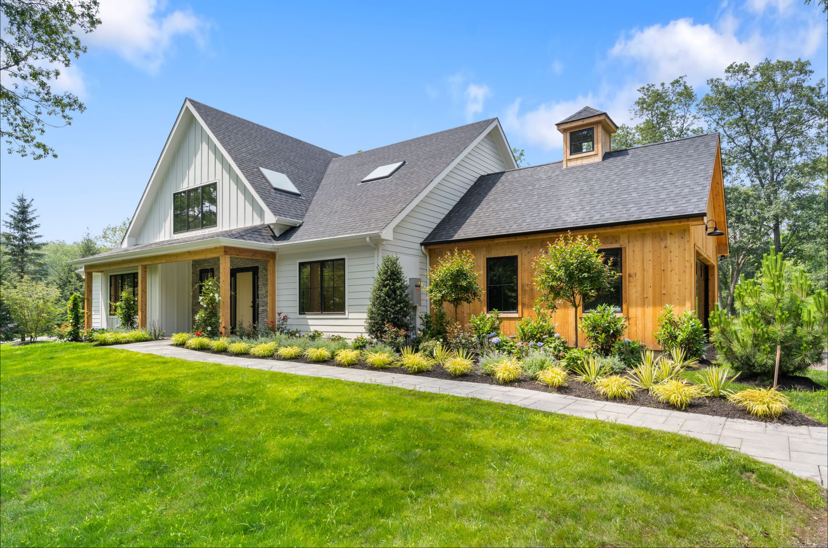10 Singing Woods Road