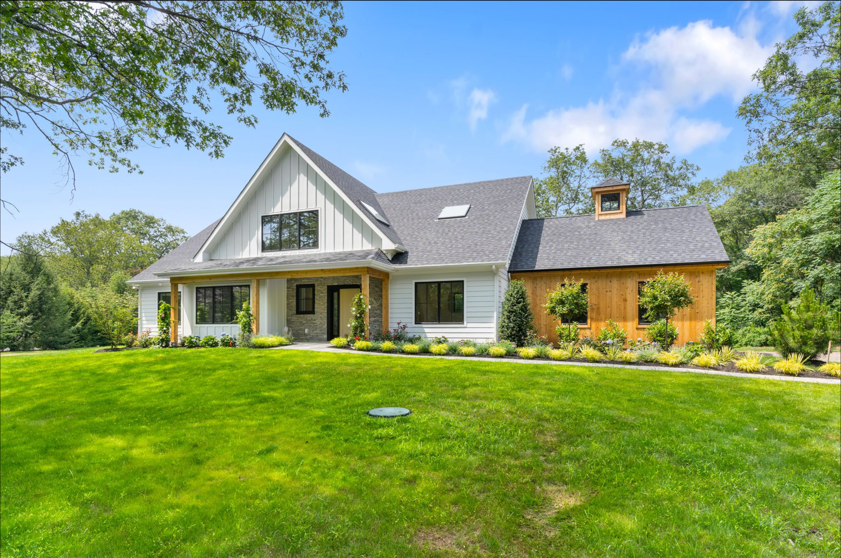 10 Singing Woods Road
