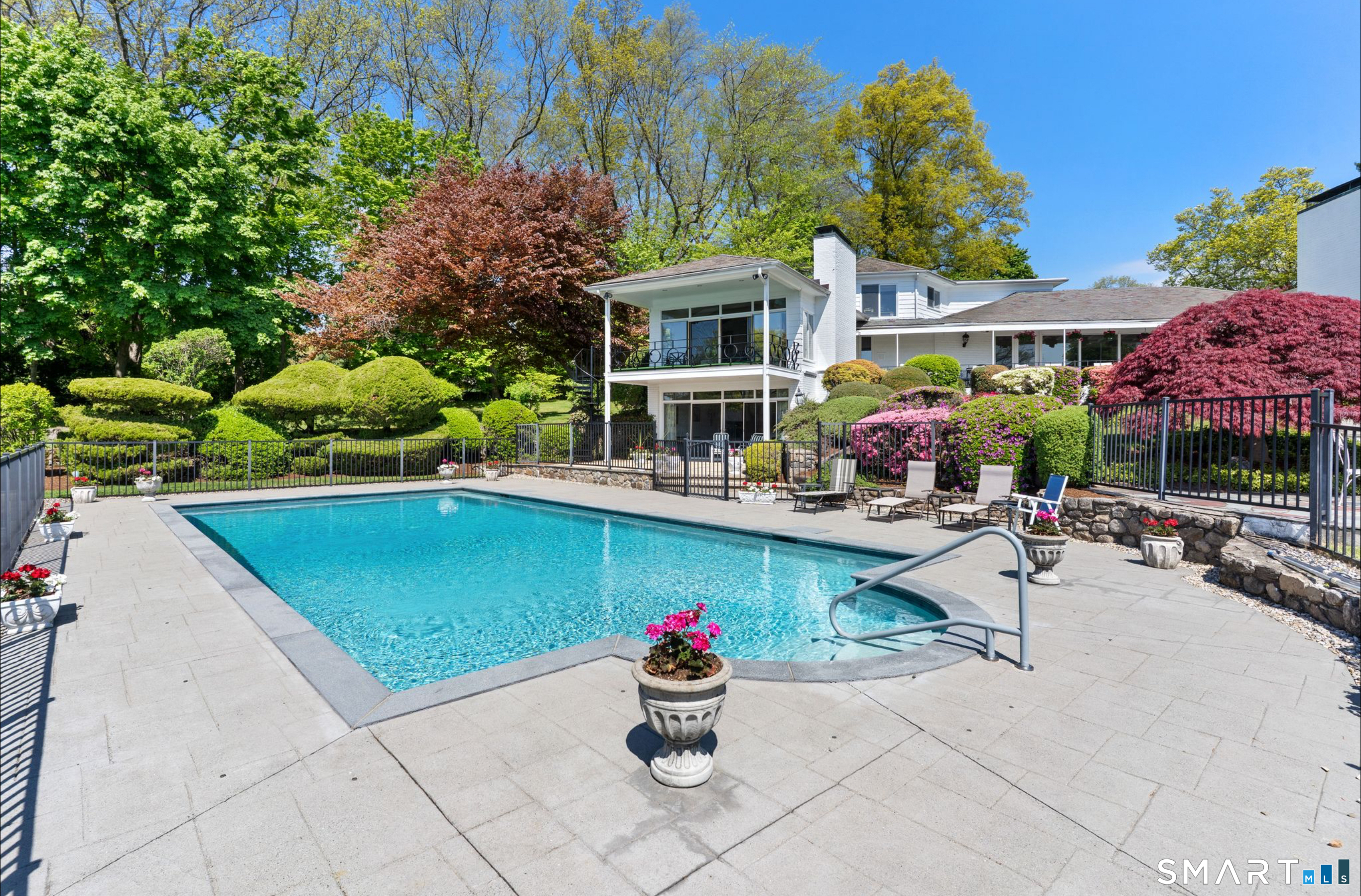 7 Sasqua Road
