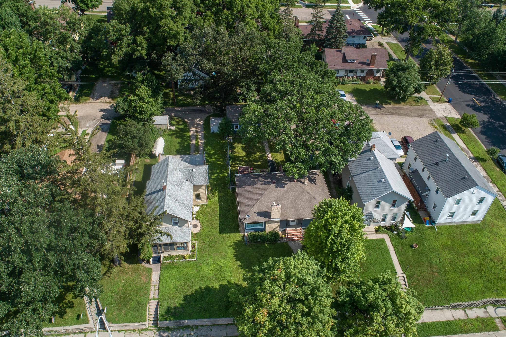 612 W Lincoln Avenue