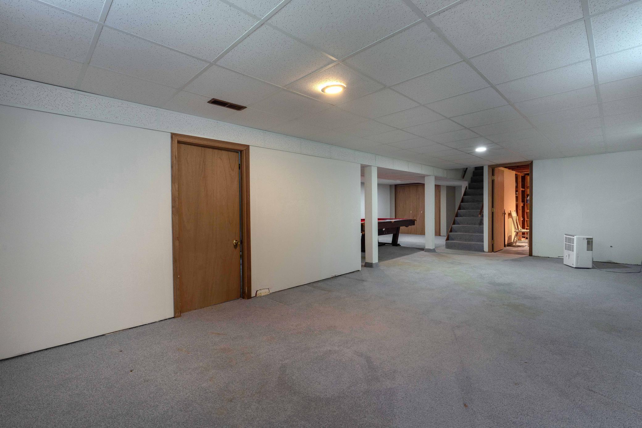 143 W Hillside Avenue