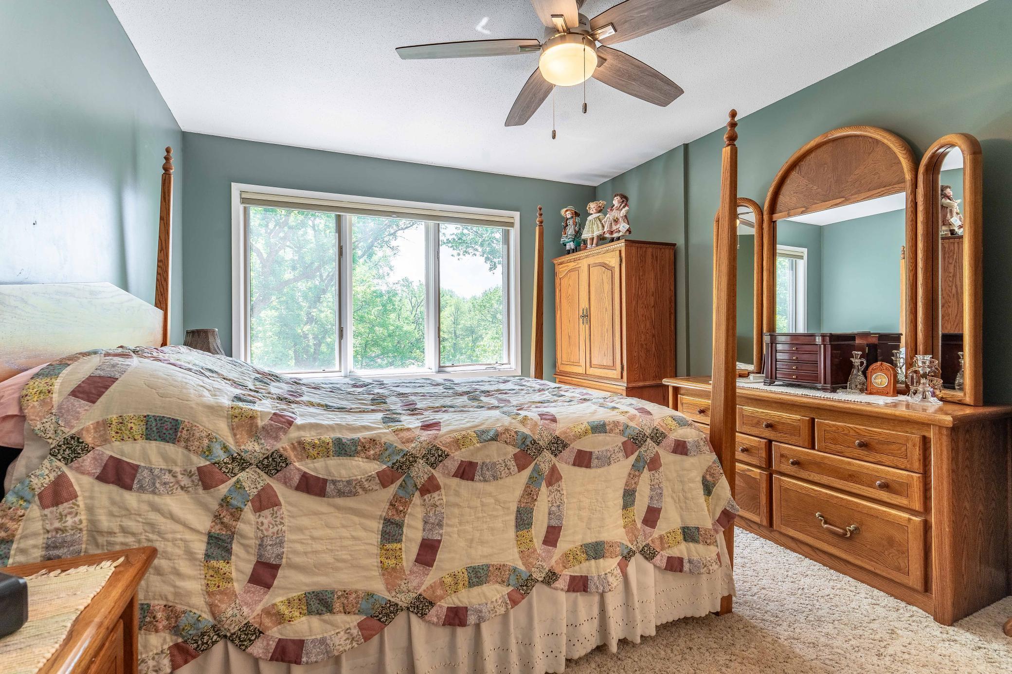 200 Willow Court Unit: 4C
