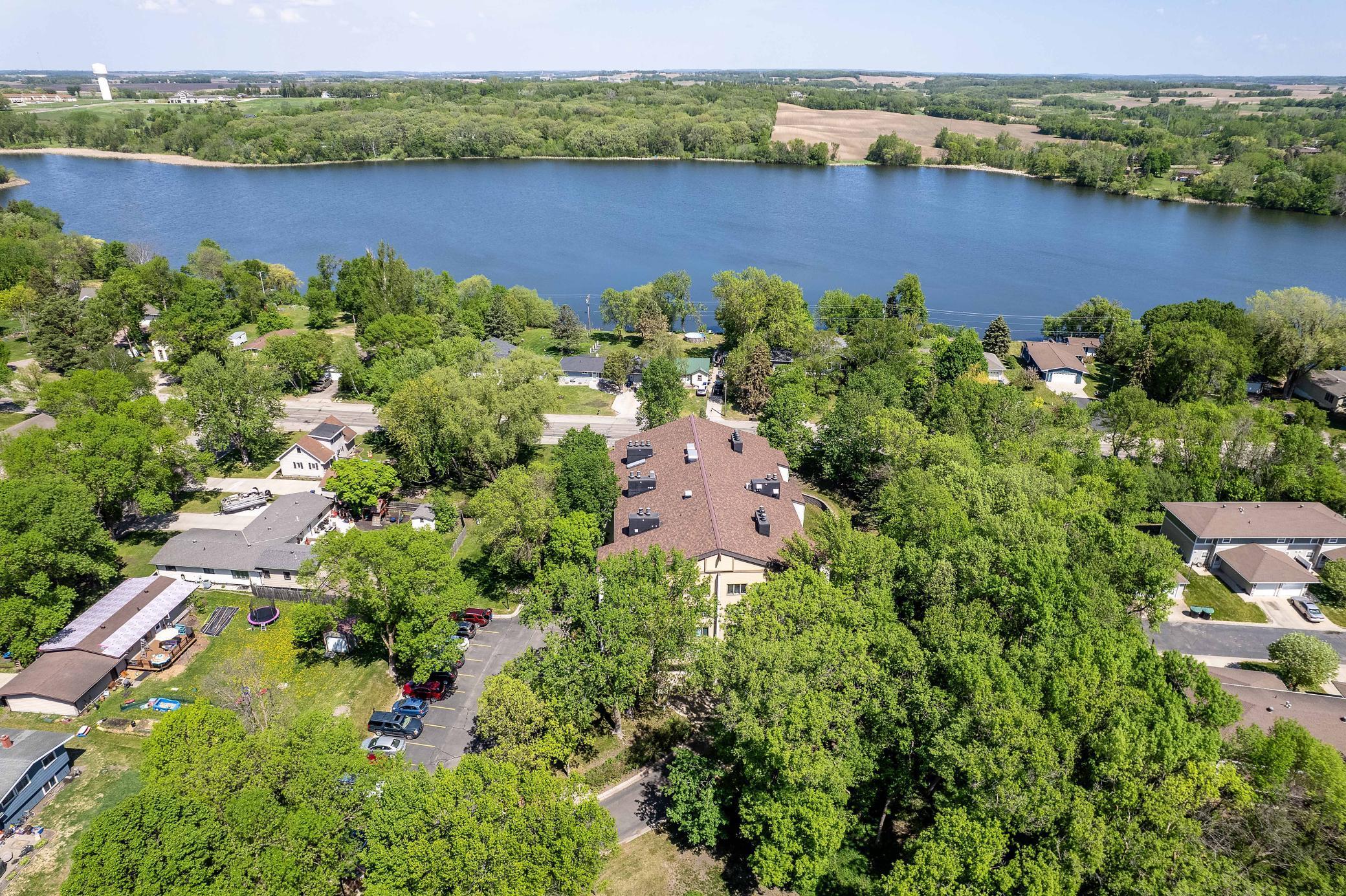 200 Willow Court Unit: 4C