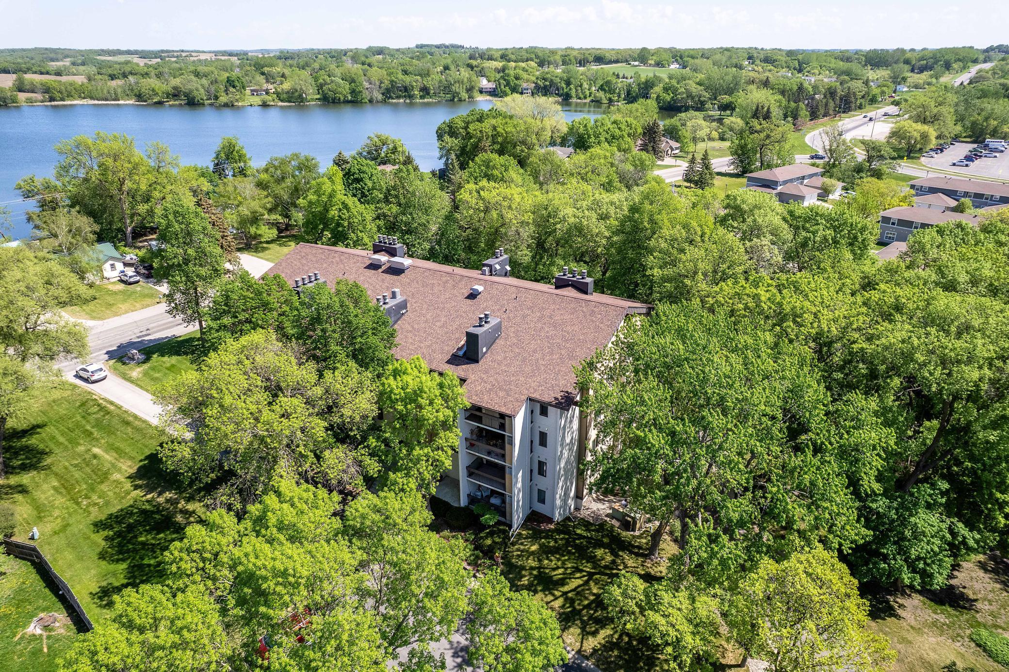 200 Willow Court Unit: 4C
