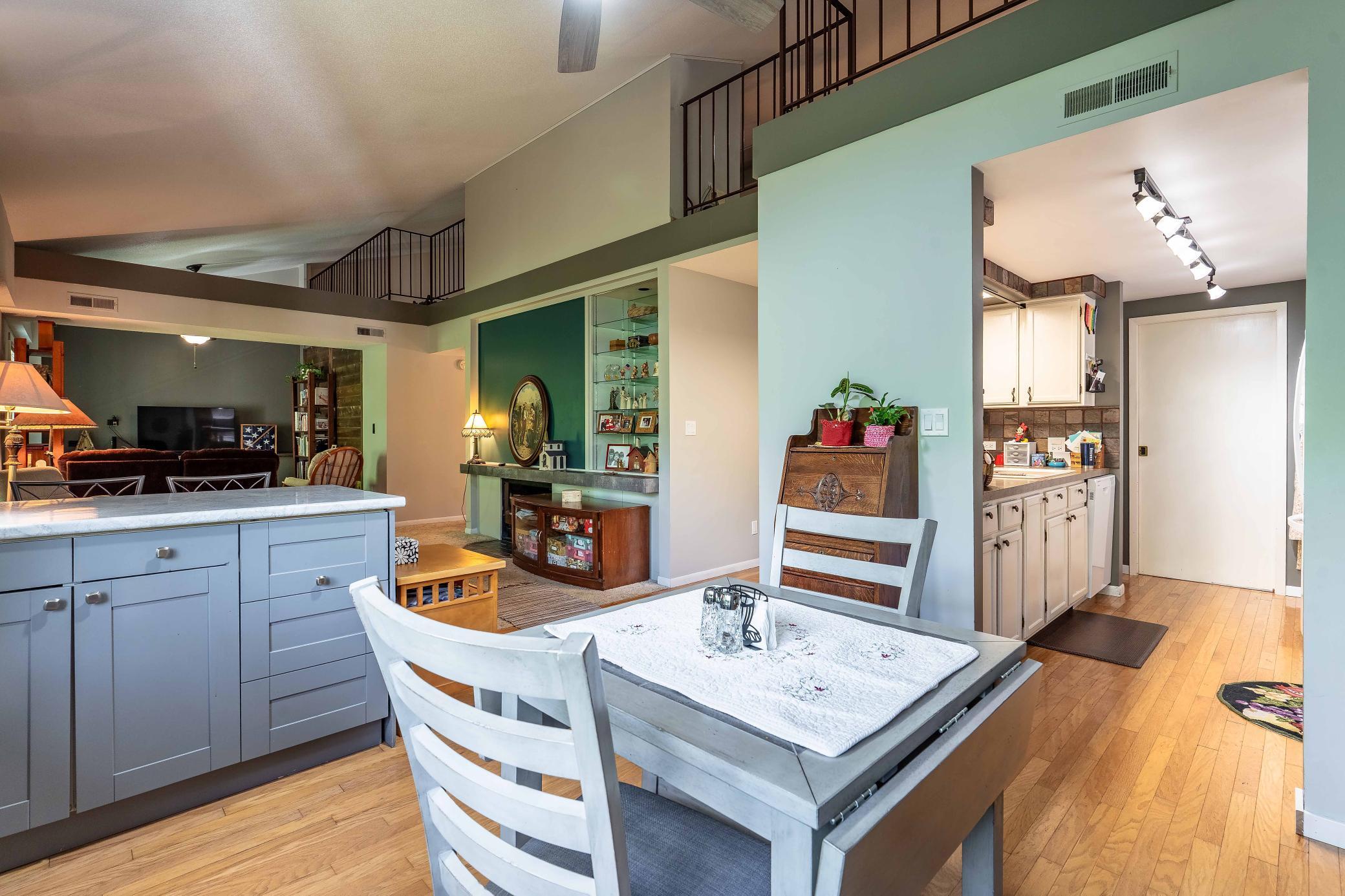200 Willow Court Unit: 4C