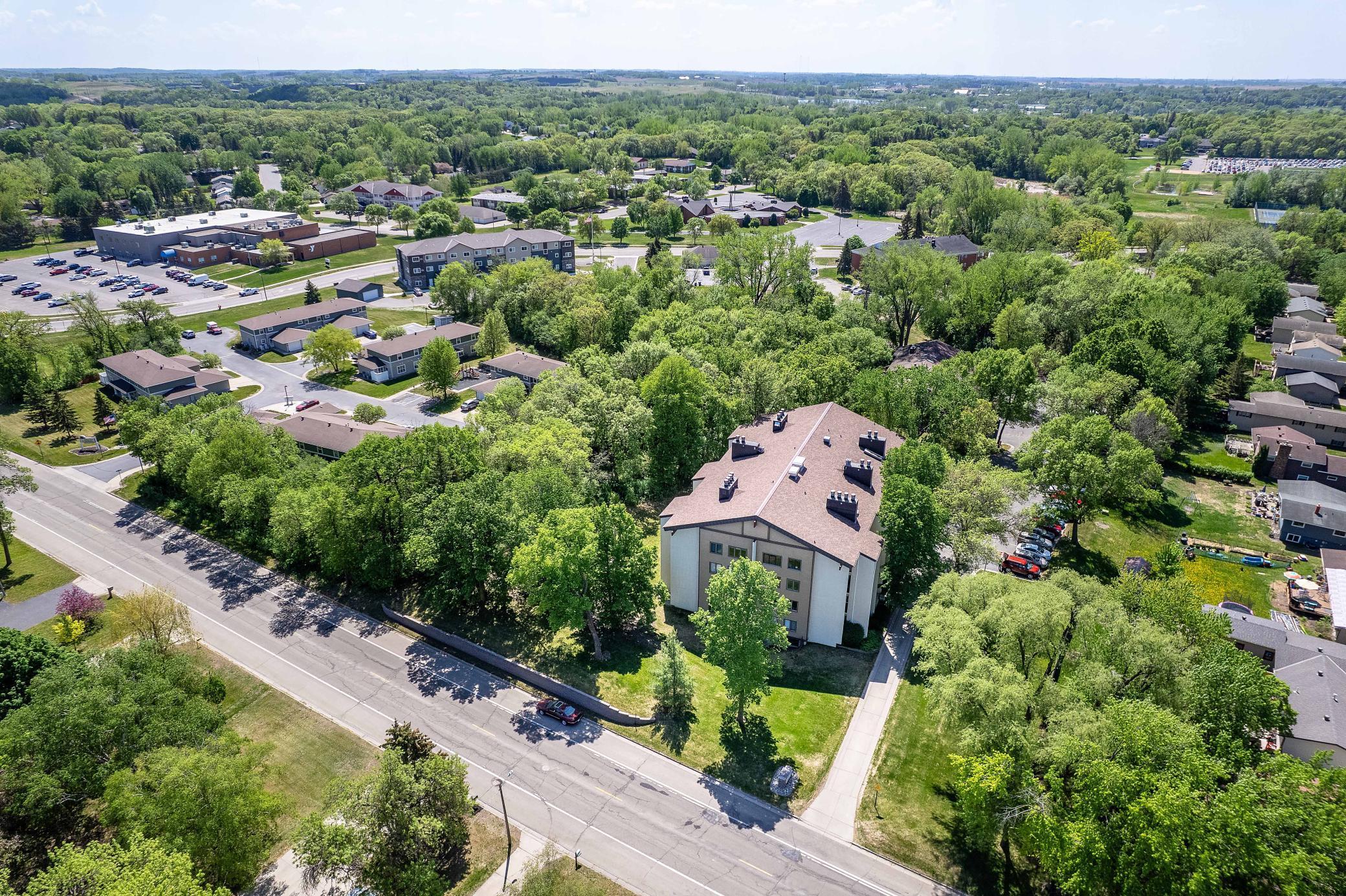 200 Willow Court Unit: 4C