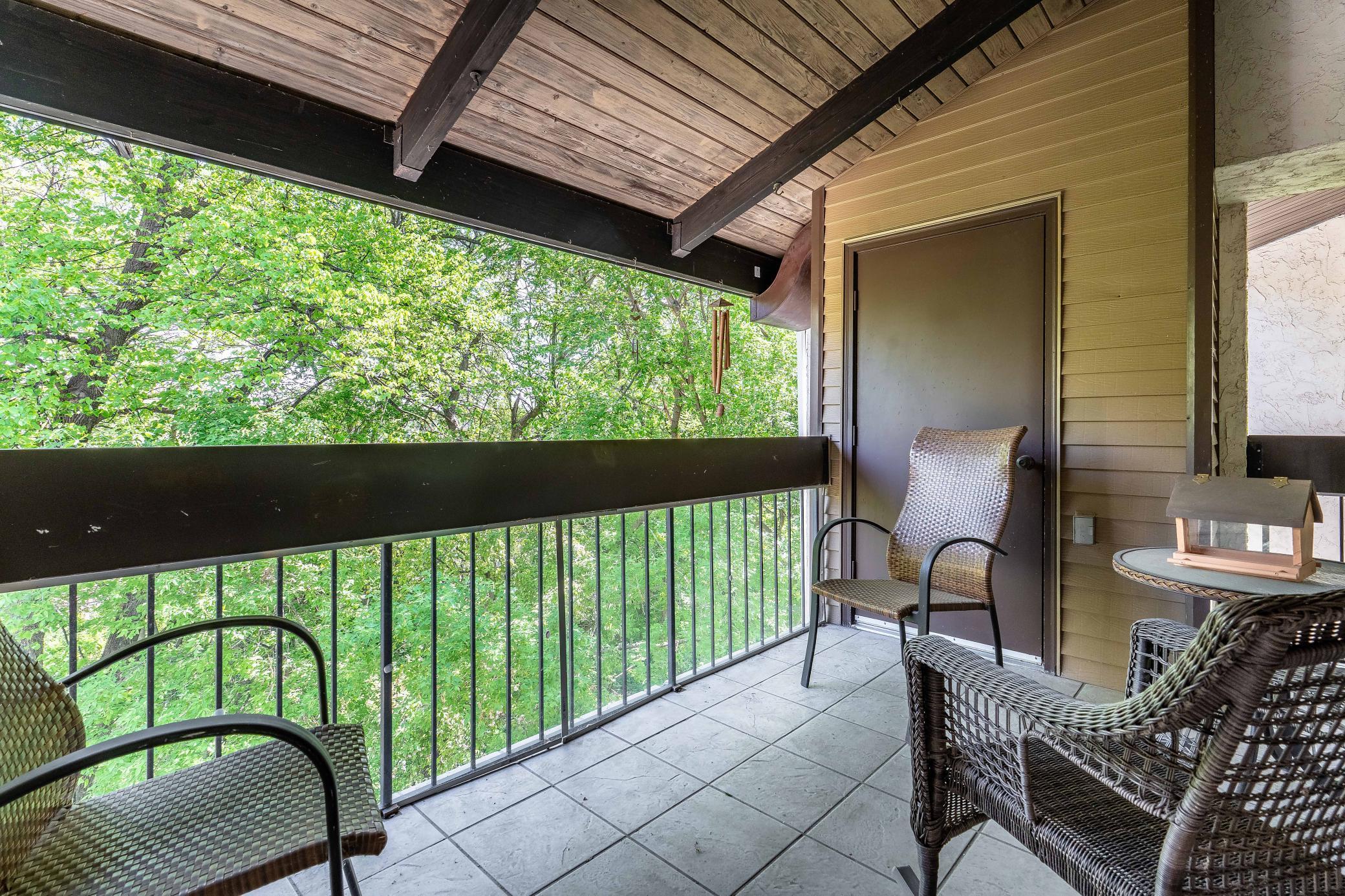200 Willow Court Unit: 4C